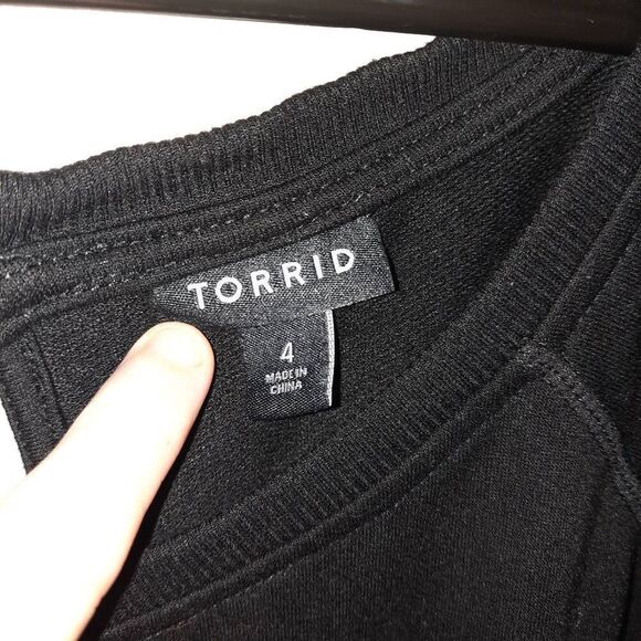 Torrid Black Jumpsuit With Pockets 4X - Picture 2 of 6
